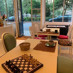  Gasthof Galerie Jacqueline Storme